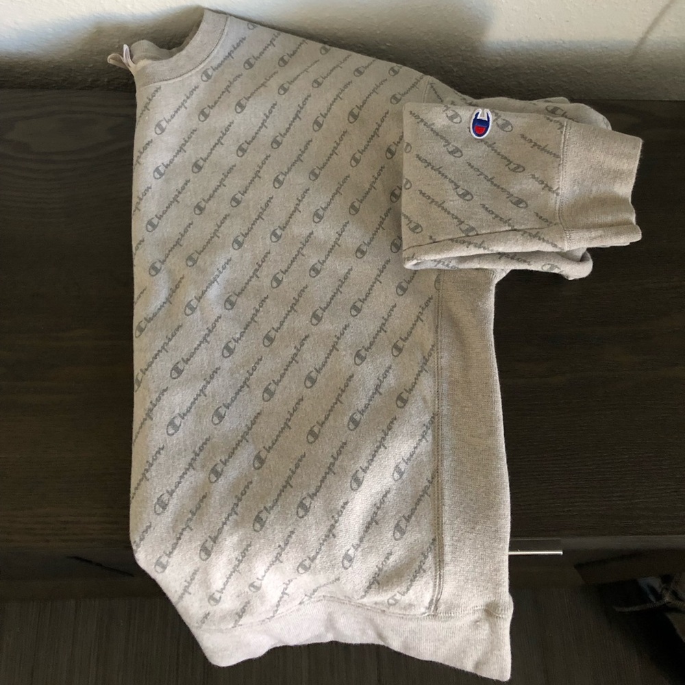 Grey champion crew neck sweatshirt